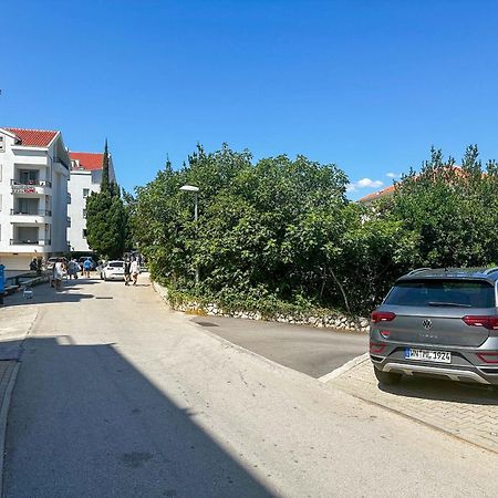 Beachfront Apartments Providenca With Free Parking Makarska Exterior foto