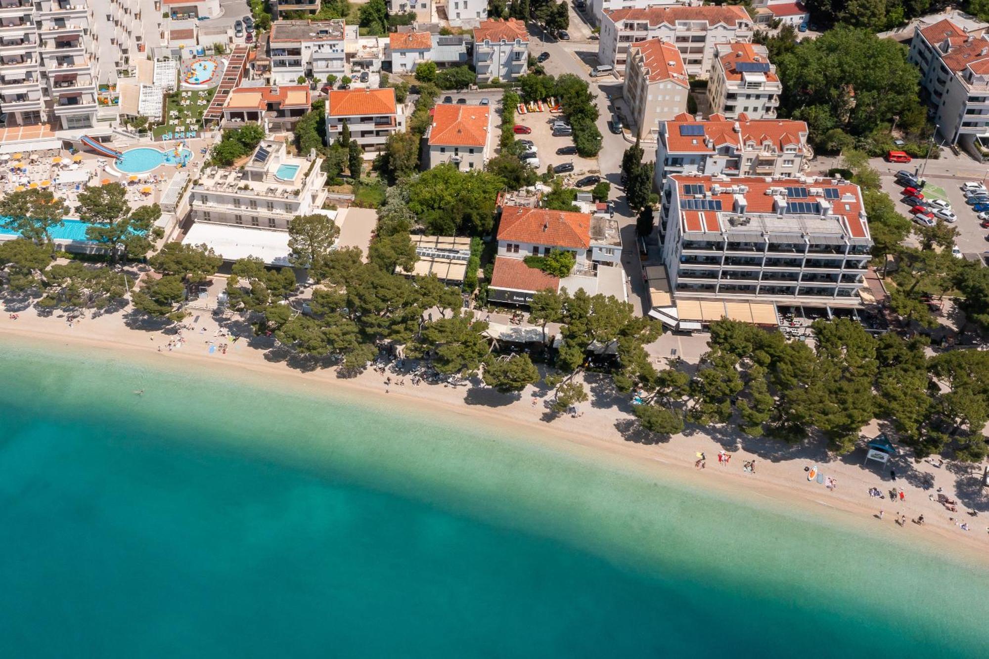 Beachfront Apartments Providenca With Free Parking Makarska Exterior foto