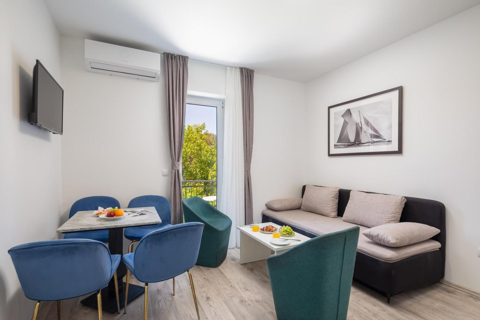 Beachfront Apartments Providenca With Free Parking Makarska Habitación foto