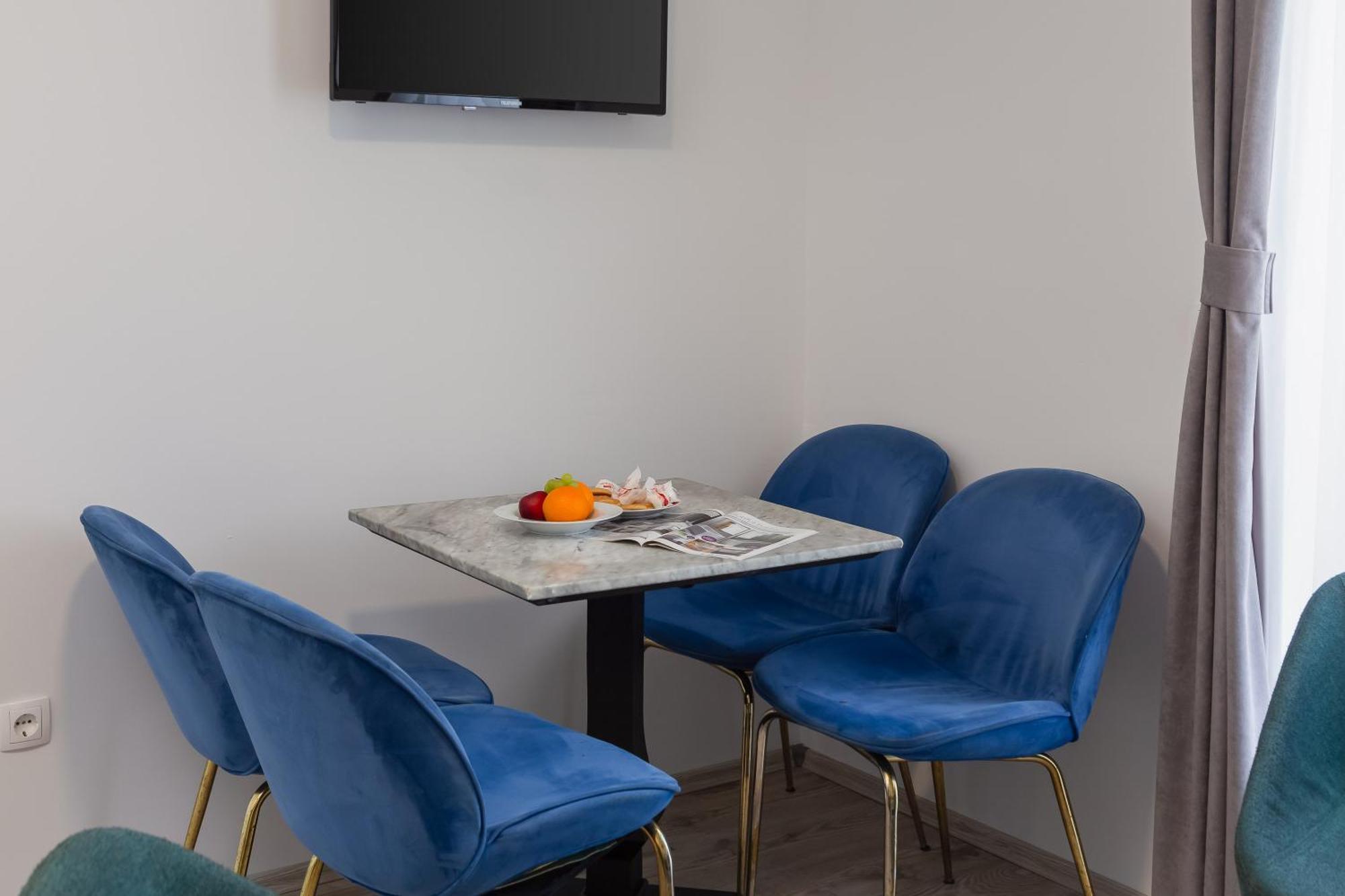 Beachfront Apartments Providenca With Free Parking Makarska Exterior foto