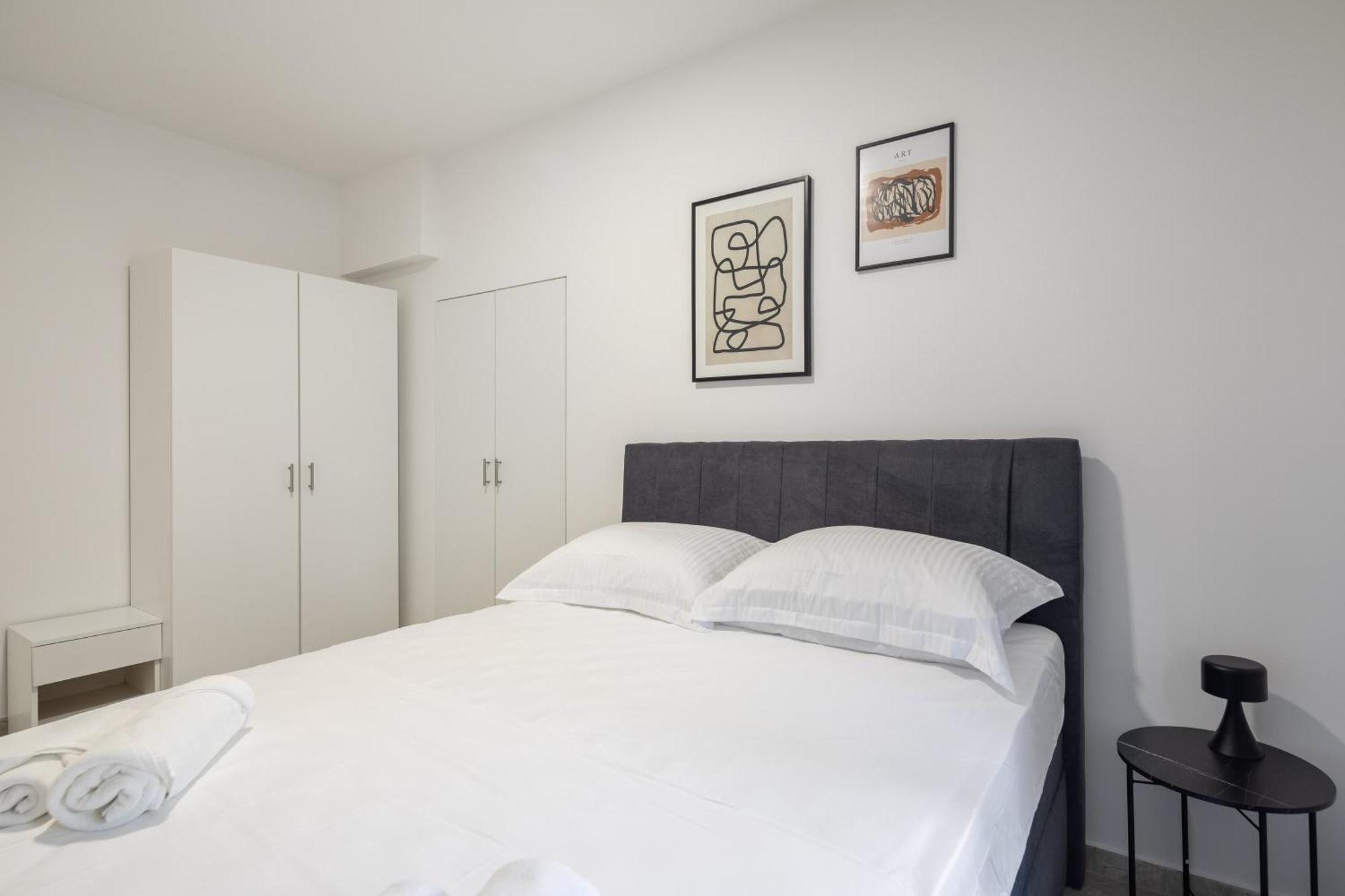 Beachfront Apartments Providenca With Free Parking Makarska Habitación foto